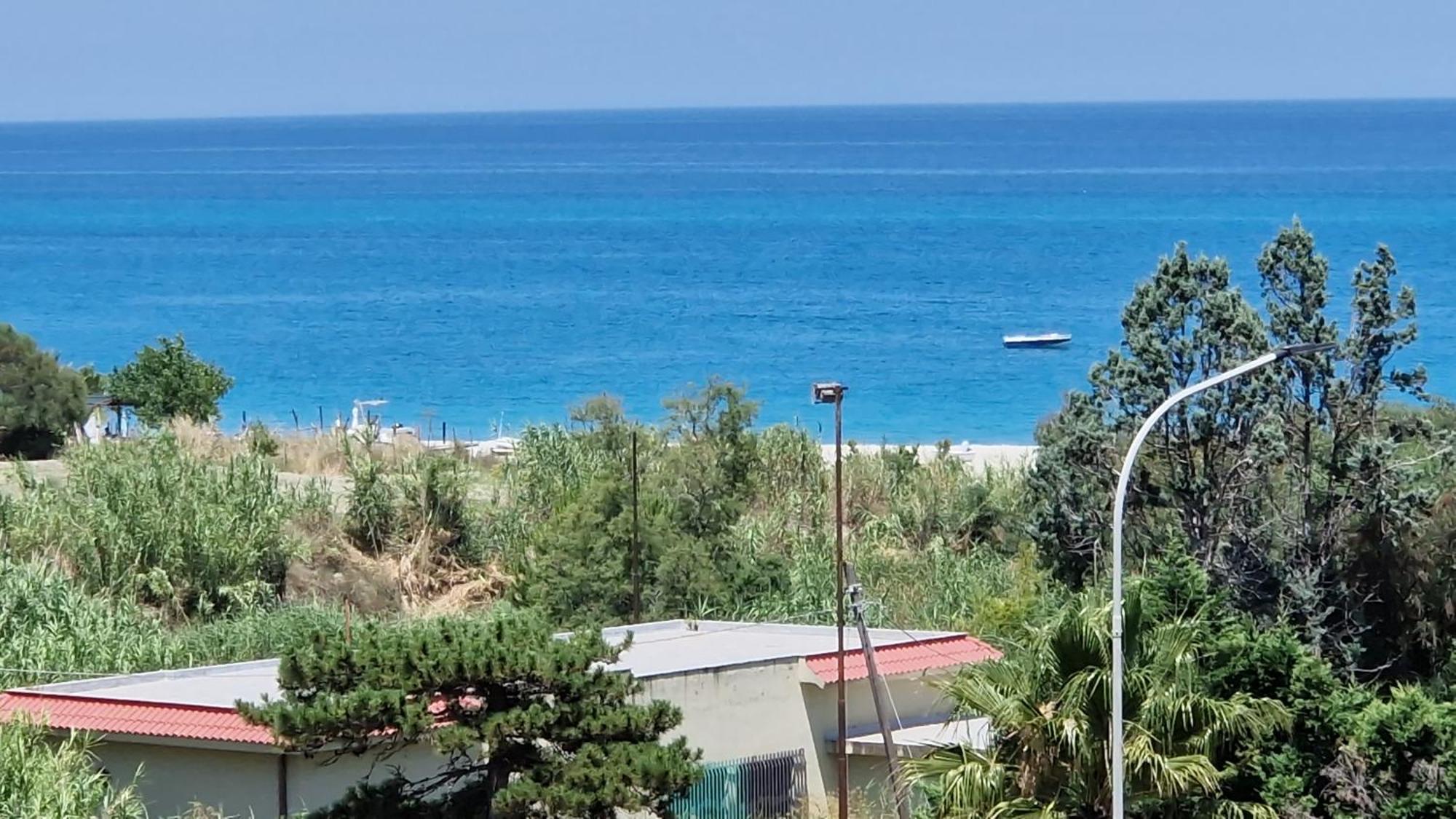 Nina'S House 3 , A 300 Metri Dal Mare Apartment Santa Caterina Dello Ionio Marina ภายนอก รูปภาพ
